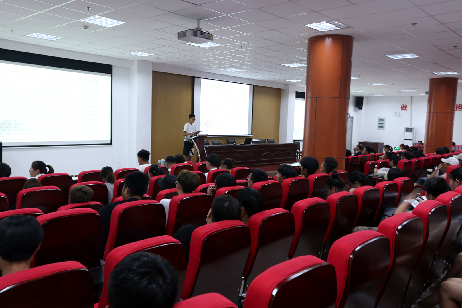 LONG3583.JPG LONG3583.JPG